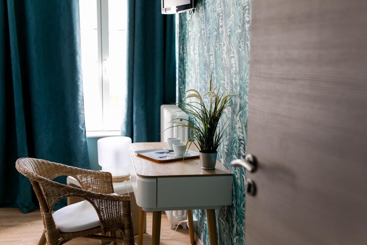 Le Cotentin Appart'Hotels & Restaurant Le Cot' ポールバイユ エクステリア 写真