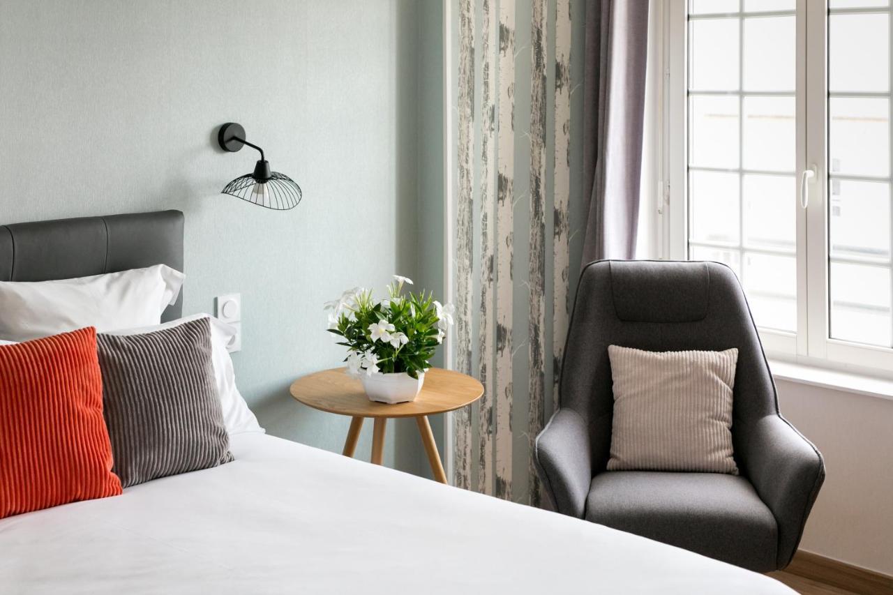 Le Cotentin Appart'Hotels & Restaurant Le Cot' ポールバイユ エクステリア 写真